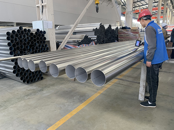 衛(wèi)生級(jí)不銹鋼管選“有縫”還是“無(wú)縫”？如何選擇？